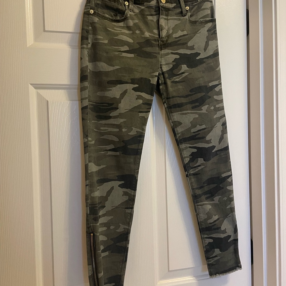 Express Camo Mid Rise Ankle Jeans